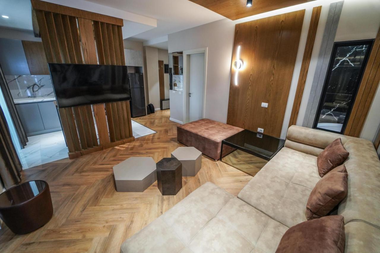 Haris Luxury Apartment No.4 تيرانا المظهر الخارجي الصورة