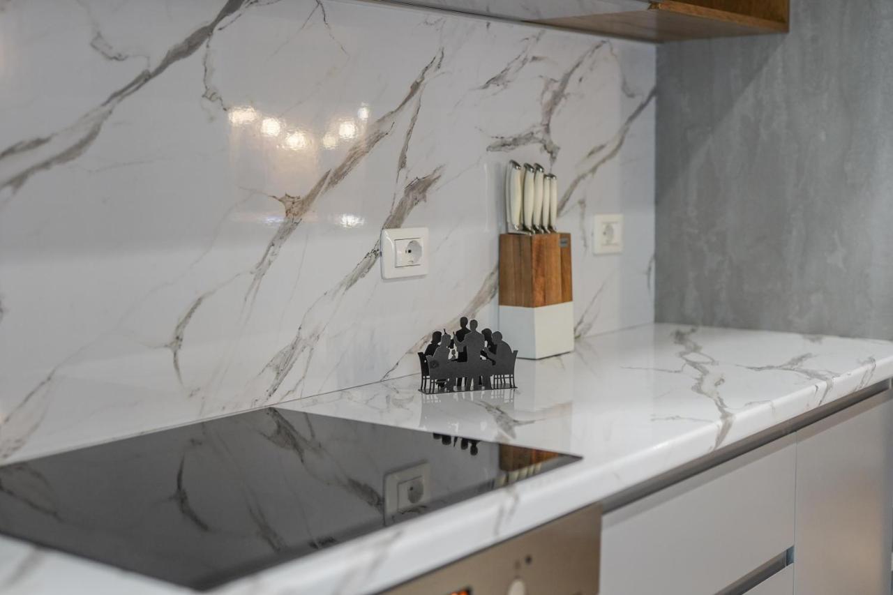 Haris Luxury Apartment No.4 تيرانا المظهر الخارجي الصورة