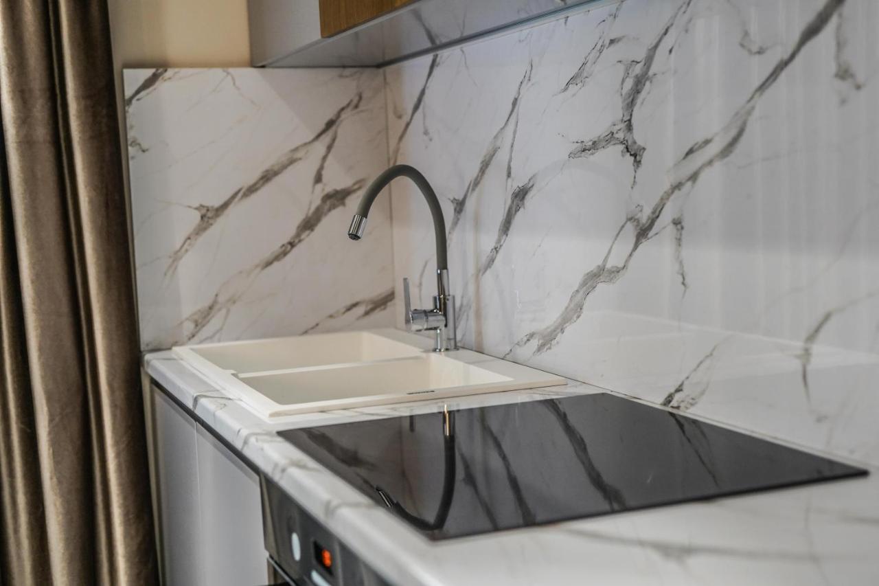 Haris Luxury Apartment No.4 تيرانا المظهر الخارجي الصورة