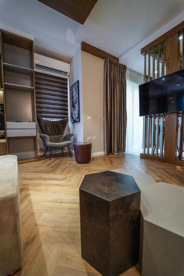 Haris Luxury Apartment No.4 تيرانا المظهر الخارجي الصورة