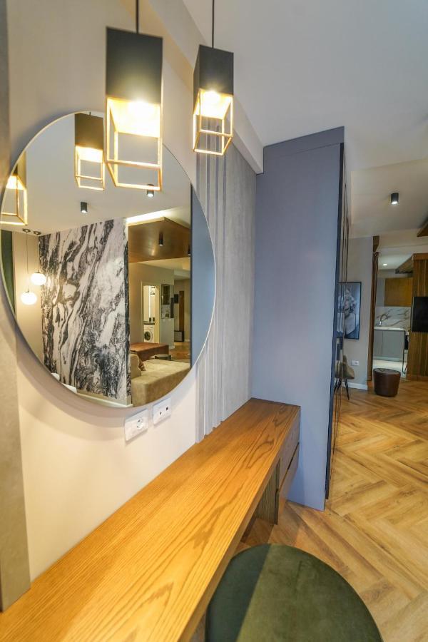 Haris Luxury Apartment No.4 تيرانا المظهر الخارجي الصورة